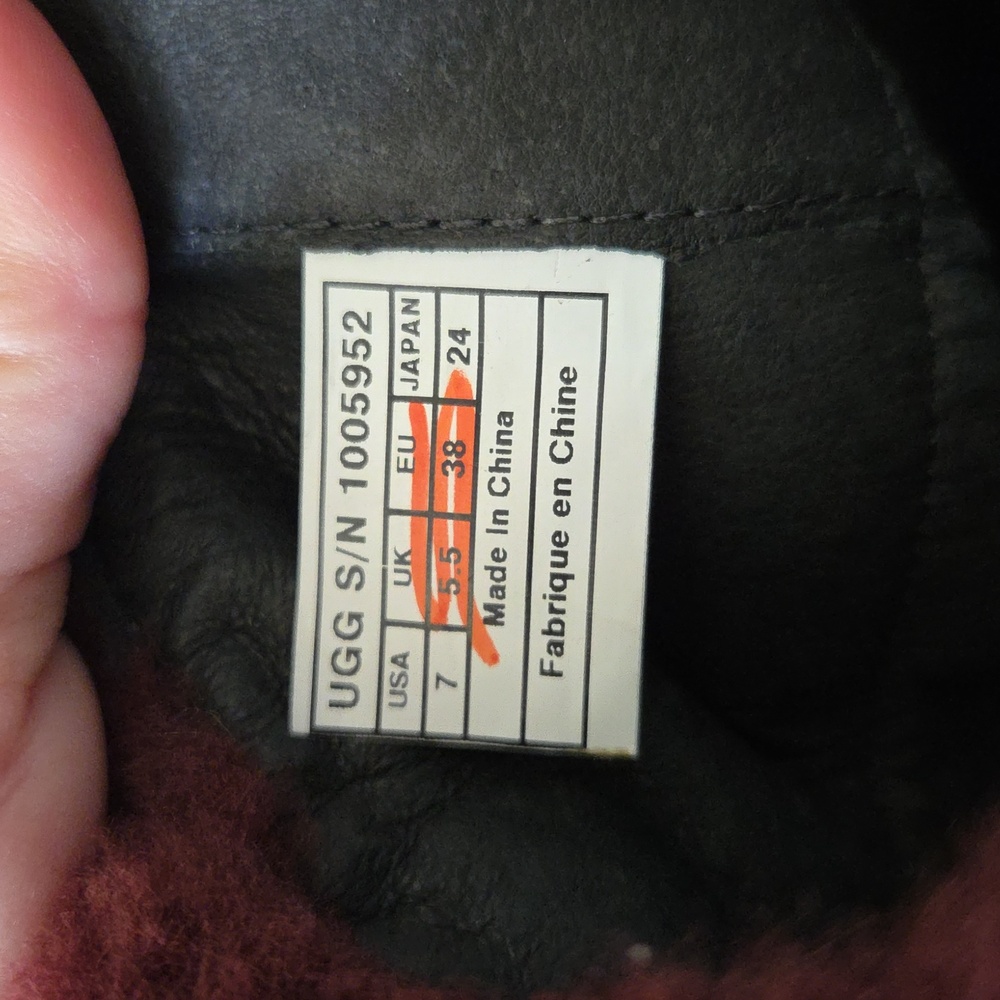 UGG Ophira black suede over-the-knee boots with a burgundy lamb fur cuff. - Picture 13 of 13